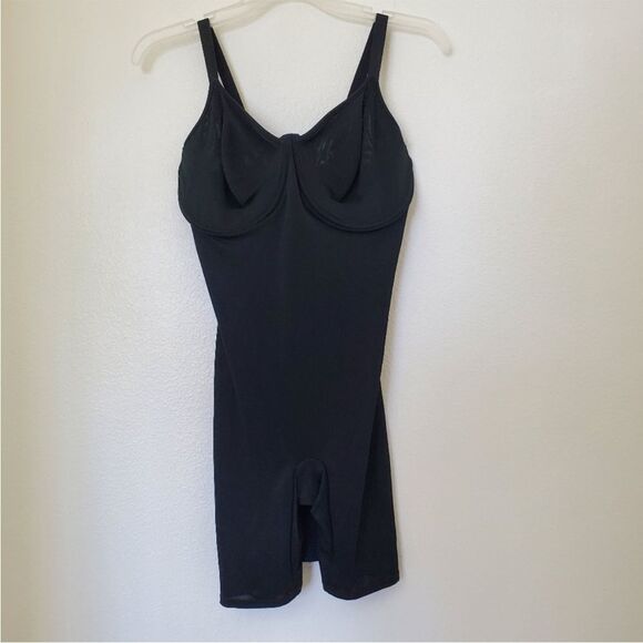 Nip Tuck & Boost Black Underwire Shapewear With Boy Shorts One Piece 36D - Picture 6 of 11